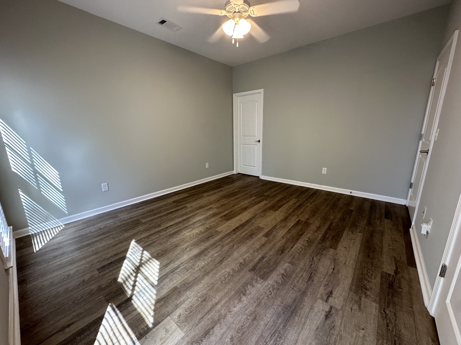 3BR Craftsman in the Mill District — photo 4
